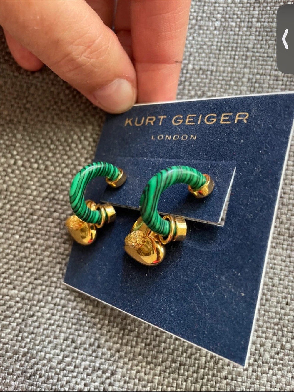 Kurt Geiger eagle heart malachite gold-tone heart post earrings - Picture 4 of 6